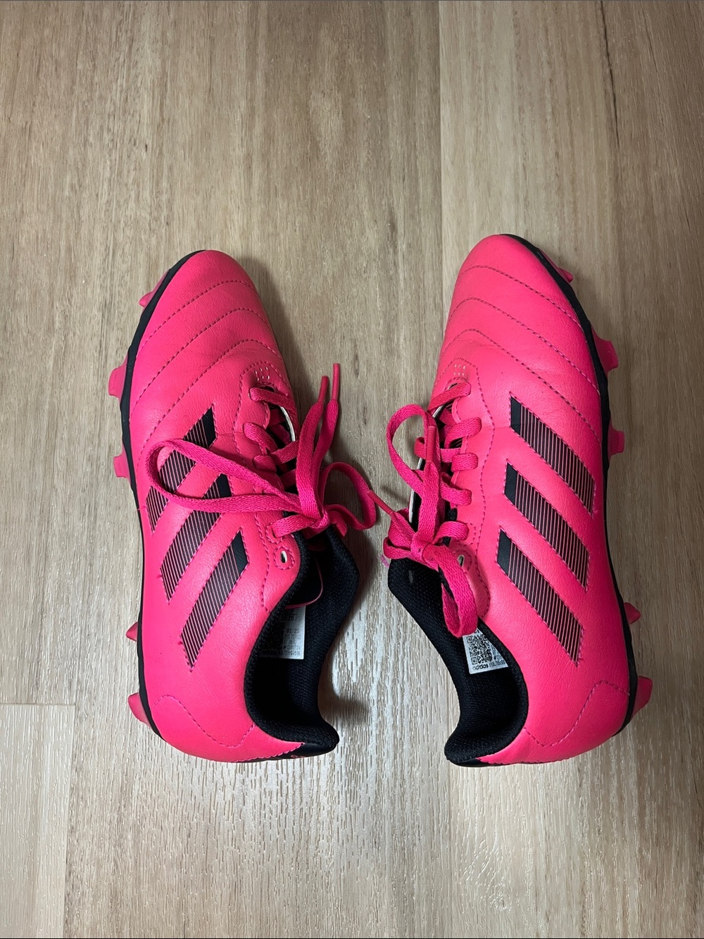 adidas Goletto Soccer Cleats FG Kids Pink w/ Classic Black Stripes size 3 Youth